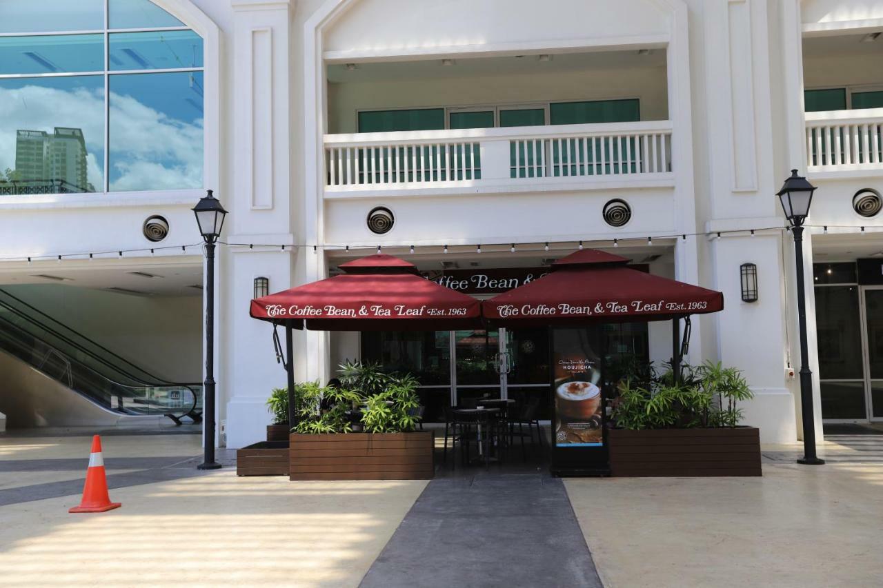 The Straits Quay Marina By Messina Clive Apartman George Town  Kültér fotó