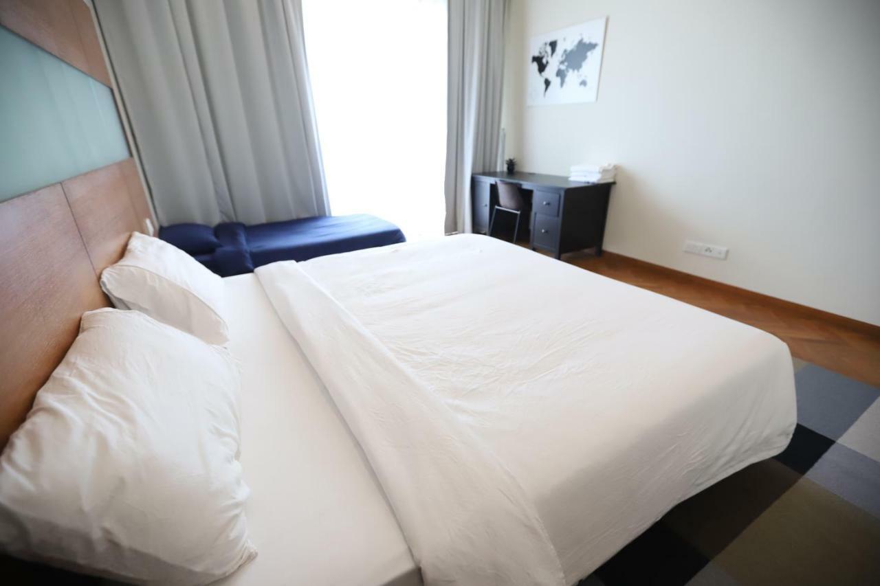 The Straits Quay Marina By Messina Clive Apartman George Town  Kültér fotó