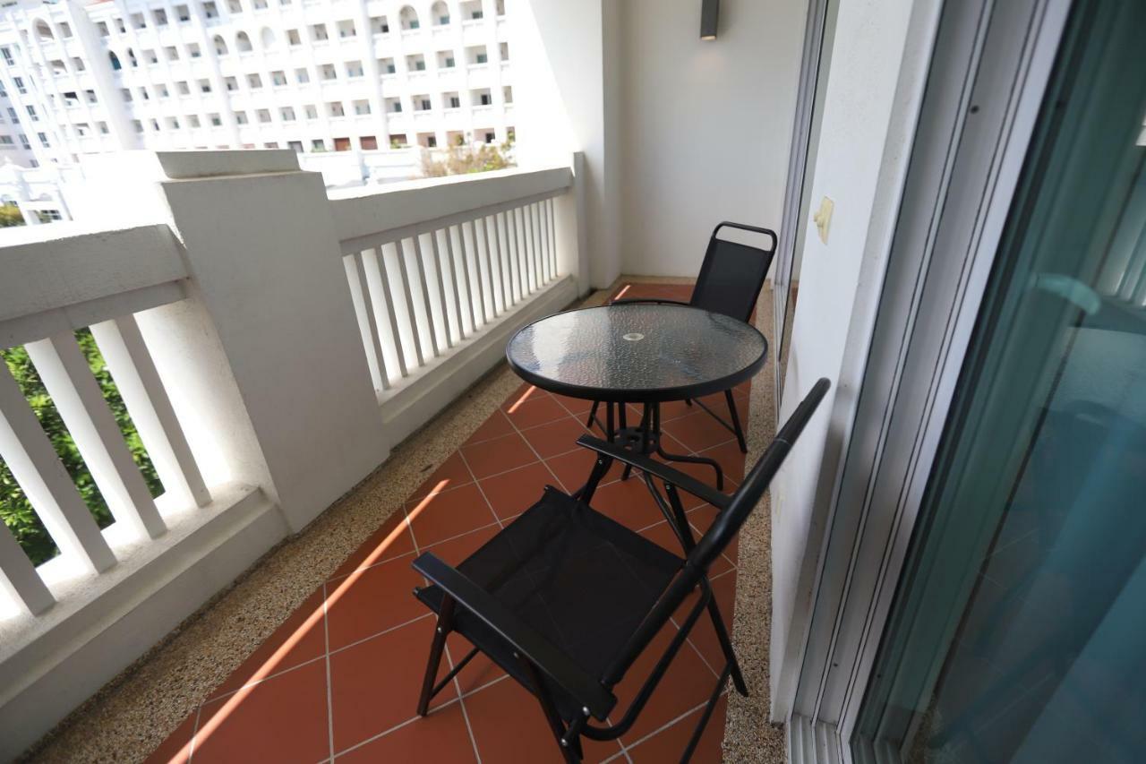 The Straits Quay Marina By Messina Clive Apartman George Town  Kültér fotó