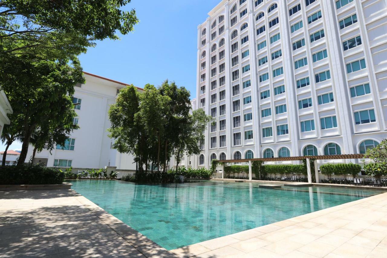 The Straits Quay Marina By Messina Clive Apartman George Town  Kültér fotó