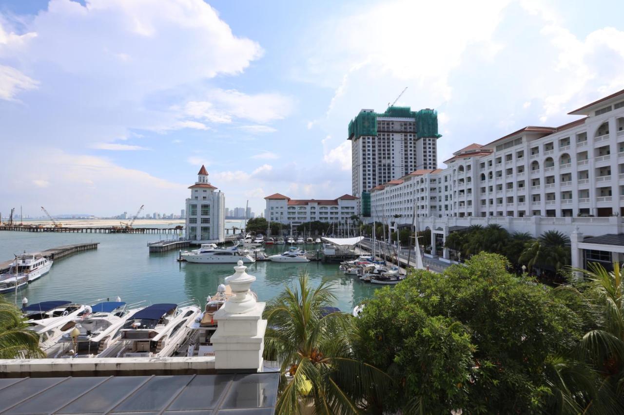 The Straits Quay Marina By Messina Clive Apartman George Town  Kültér fotó