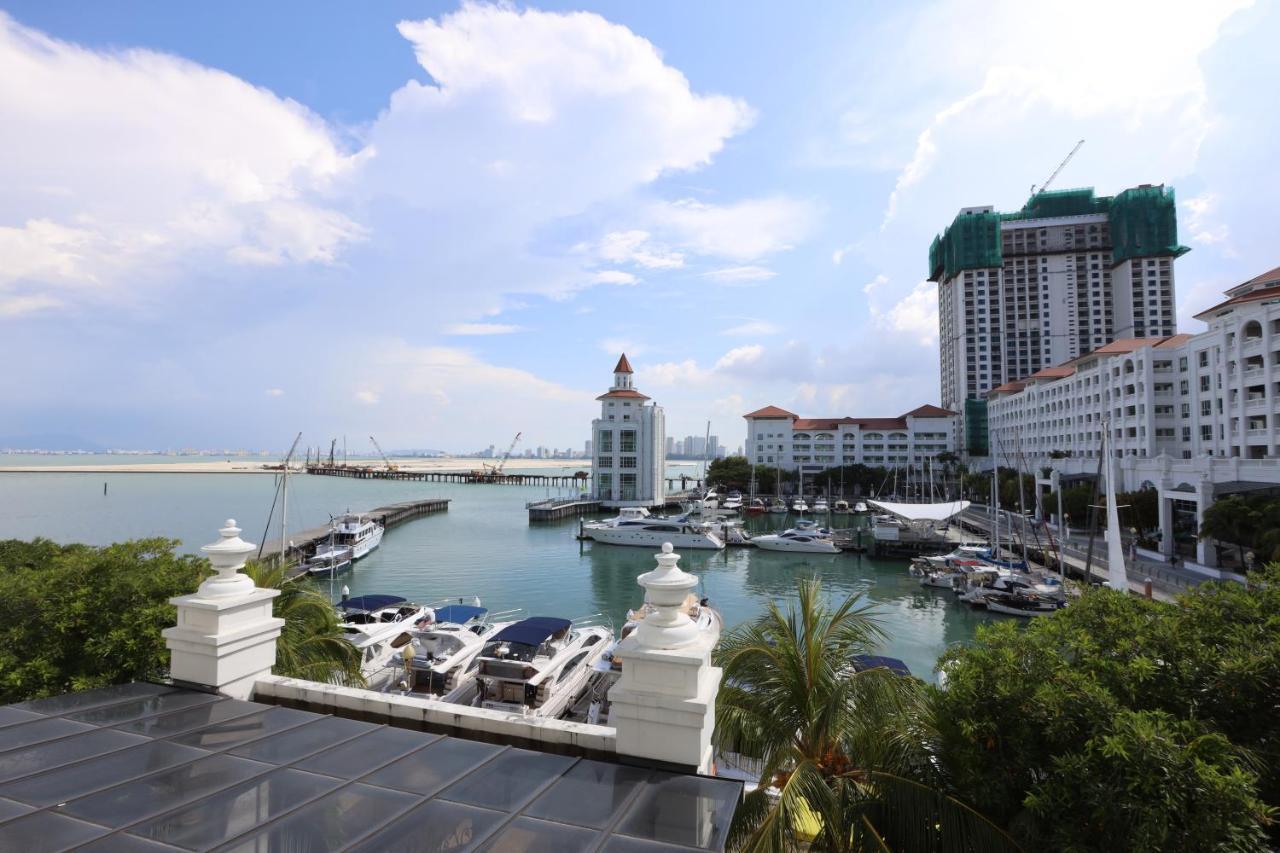 The Straits Quay Marina By Messina Clive Apartman George Town  Kültér fotó